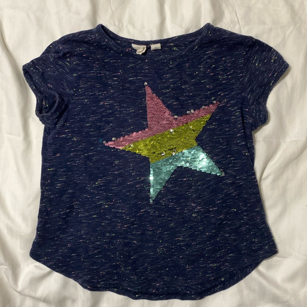 Gap kids sequin flip tee shirt girls size 8.
